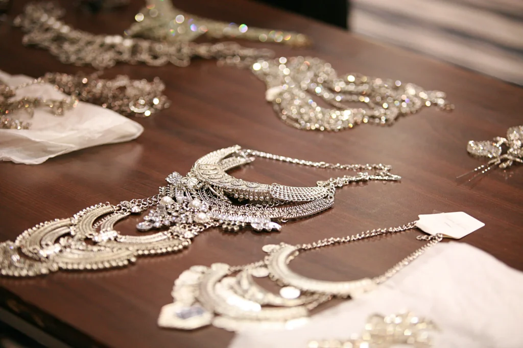 El alquiler de vestuario: la nueva forma de disfrutar la moda para eventos especiales